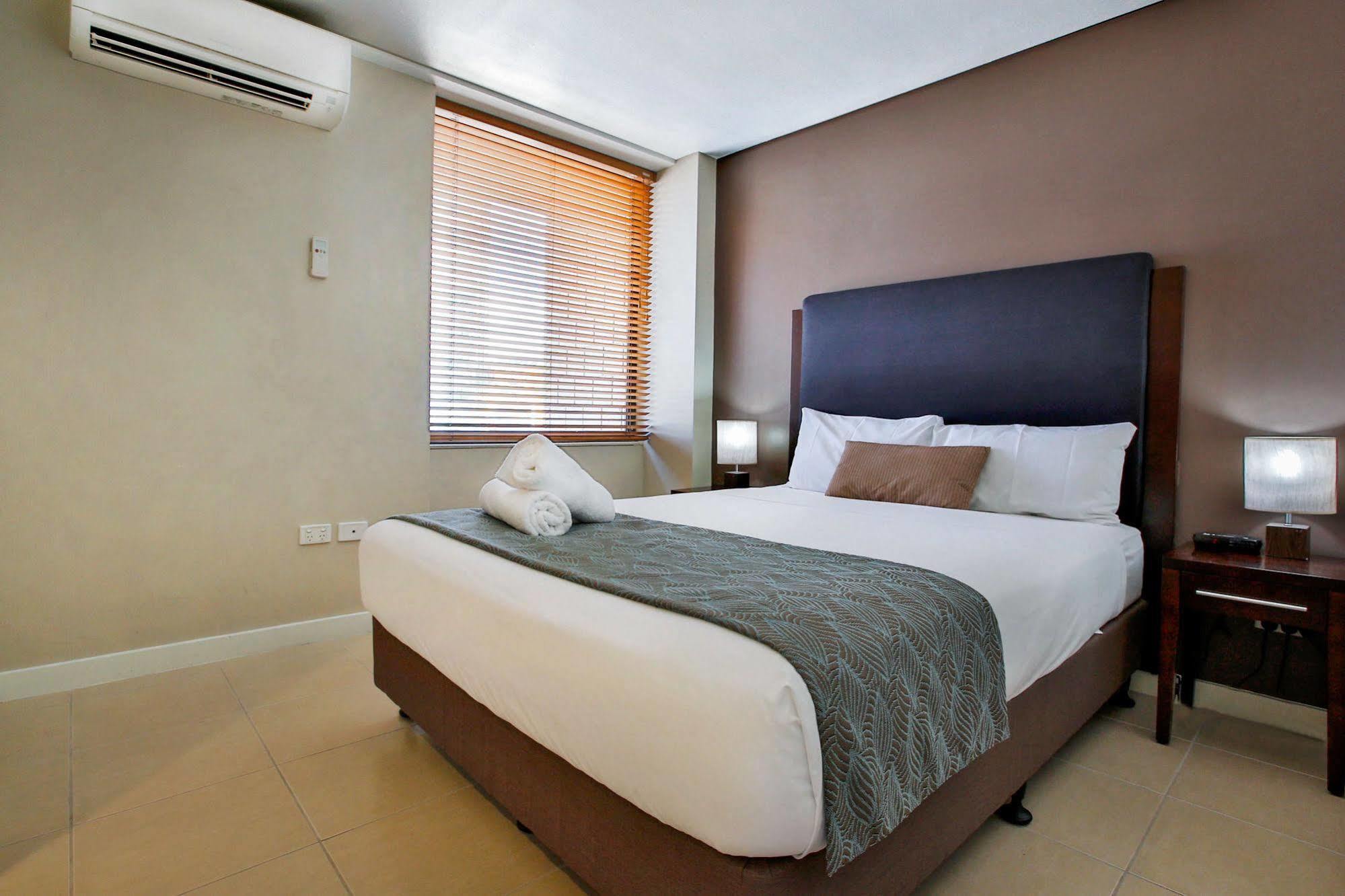 Madison Plaza Townsville Exterior foto